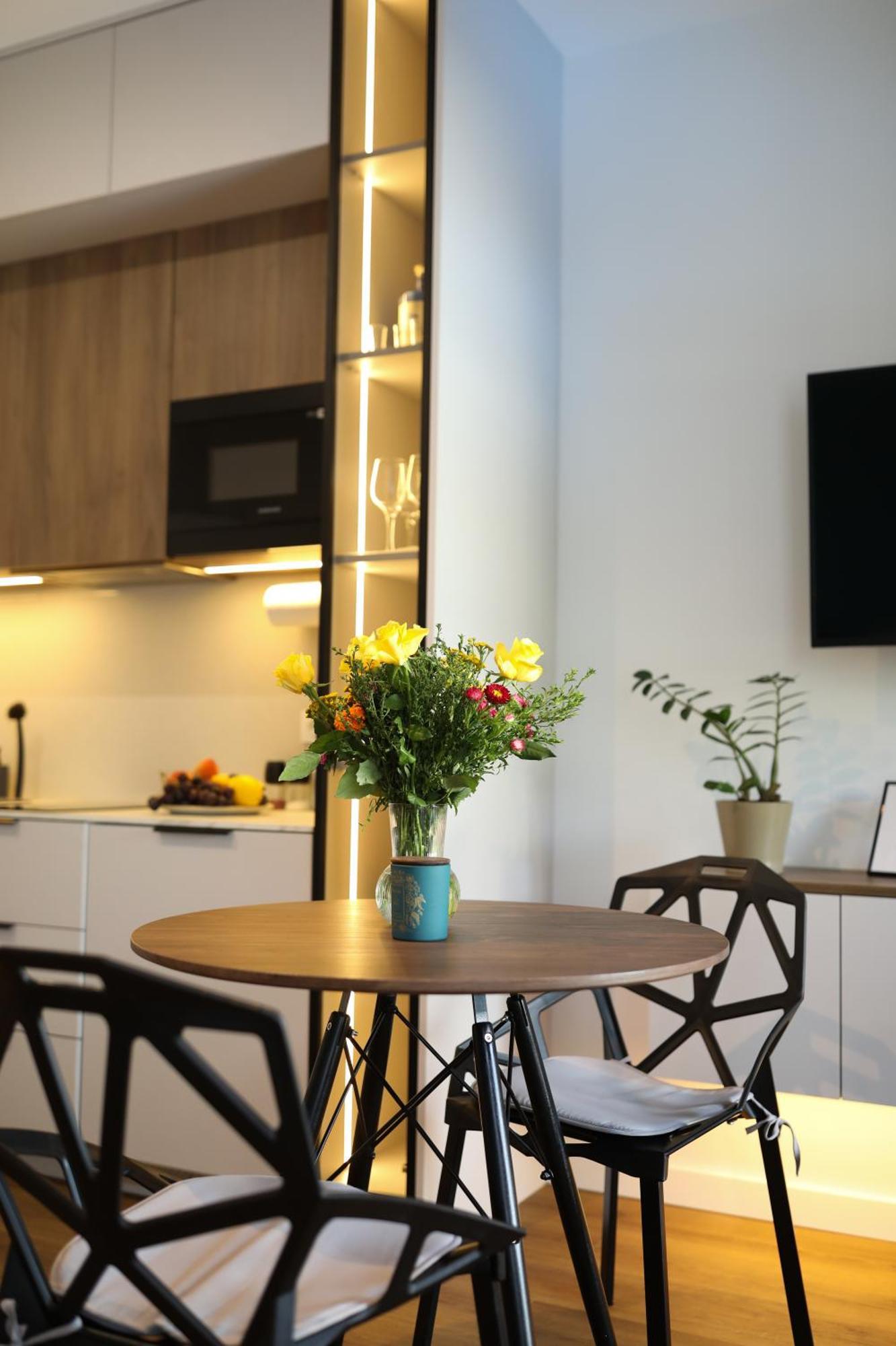 Apartament Zdziechowskiego With Parking And Ac, Mokotow Varsovia Exterior foto